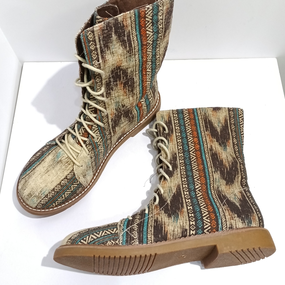 Corkys flowerchild lace up boots